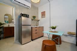 8.1 Studio • First Floor • Queen Bed • 290 sq ft - Image 2