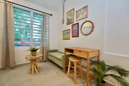 8.1 Studio • First Floor • Queen Bed • 290 sq ft - Image 3