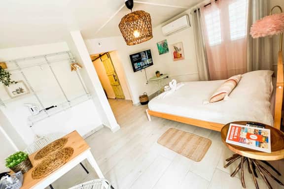 3.1 Near Beach • Generator • Hammock • 1BR