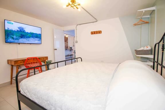 1.8 • 1st Floor • 2BR • Parking • 480SF • Urban - Image 1