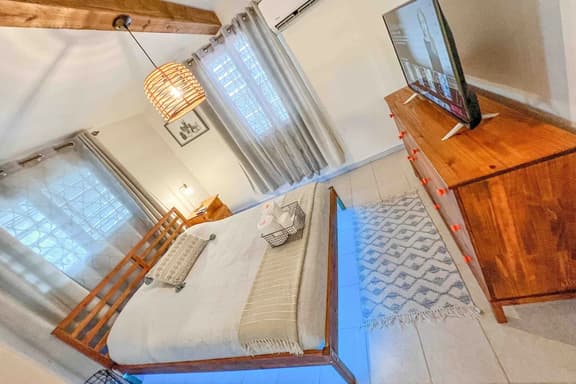 3.8 Near Beach • Generator • Hammock • 2nd floor