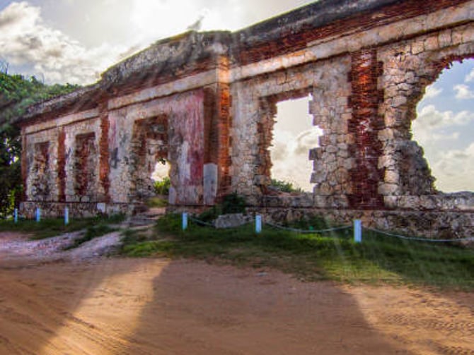 Playa Ruinas